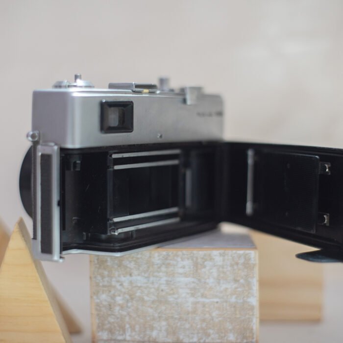 Camer Rangilahi Minolta Hi-Matic 7 Vintage Camera - Vintage and Antique Cameras for ...