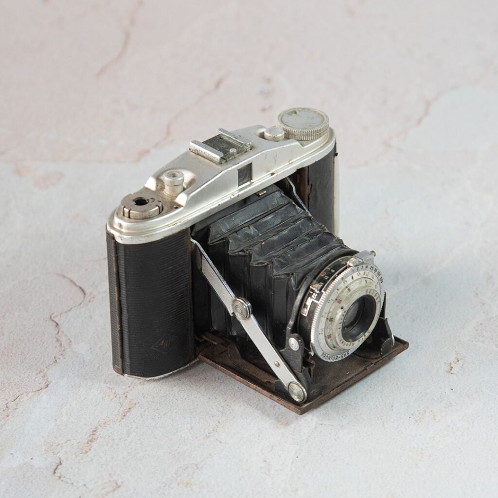 Agfa Isolette Bellows Vintage Camera - Vintage and Antique Cameras for ...