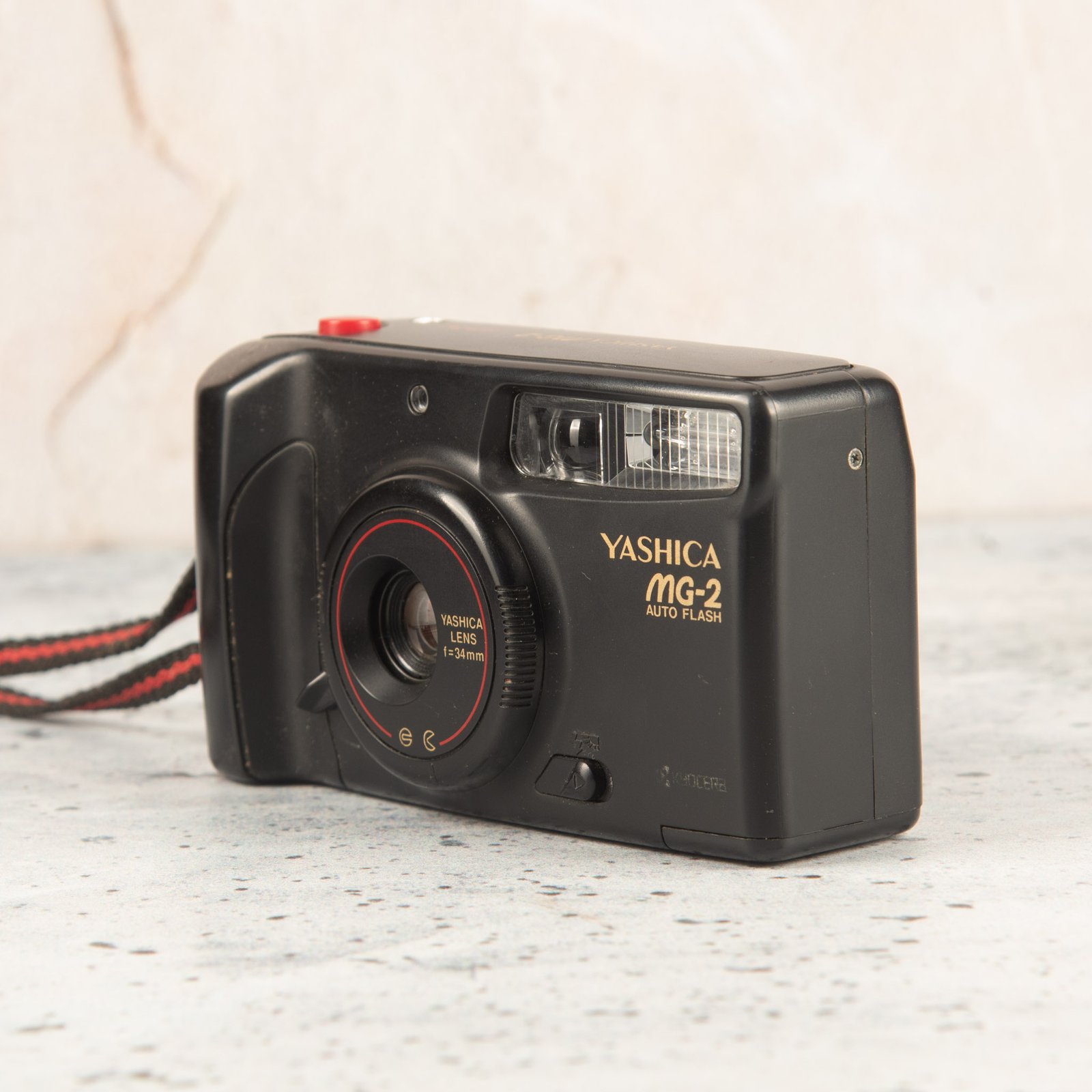 Yashica MG2 Auto Flash (6)