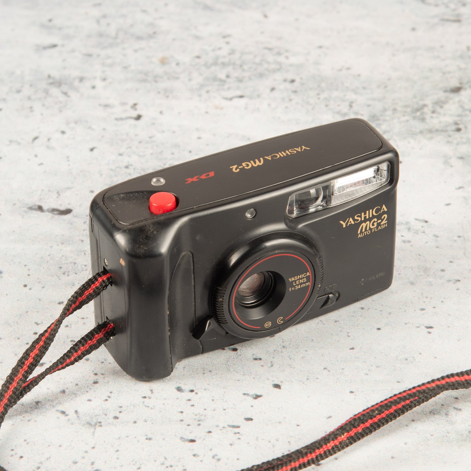 Yashica MG2 Auto Flash (8)