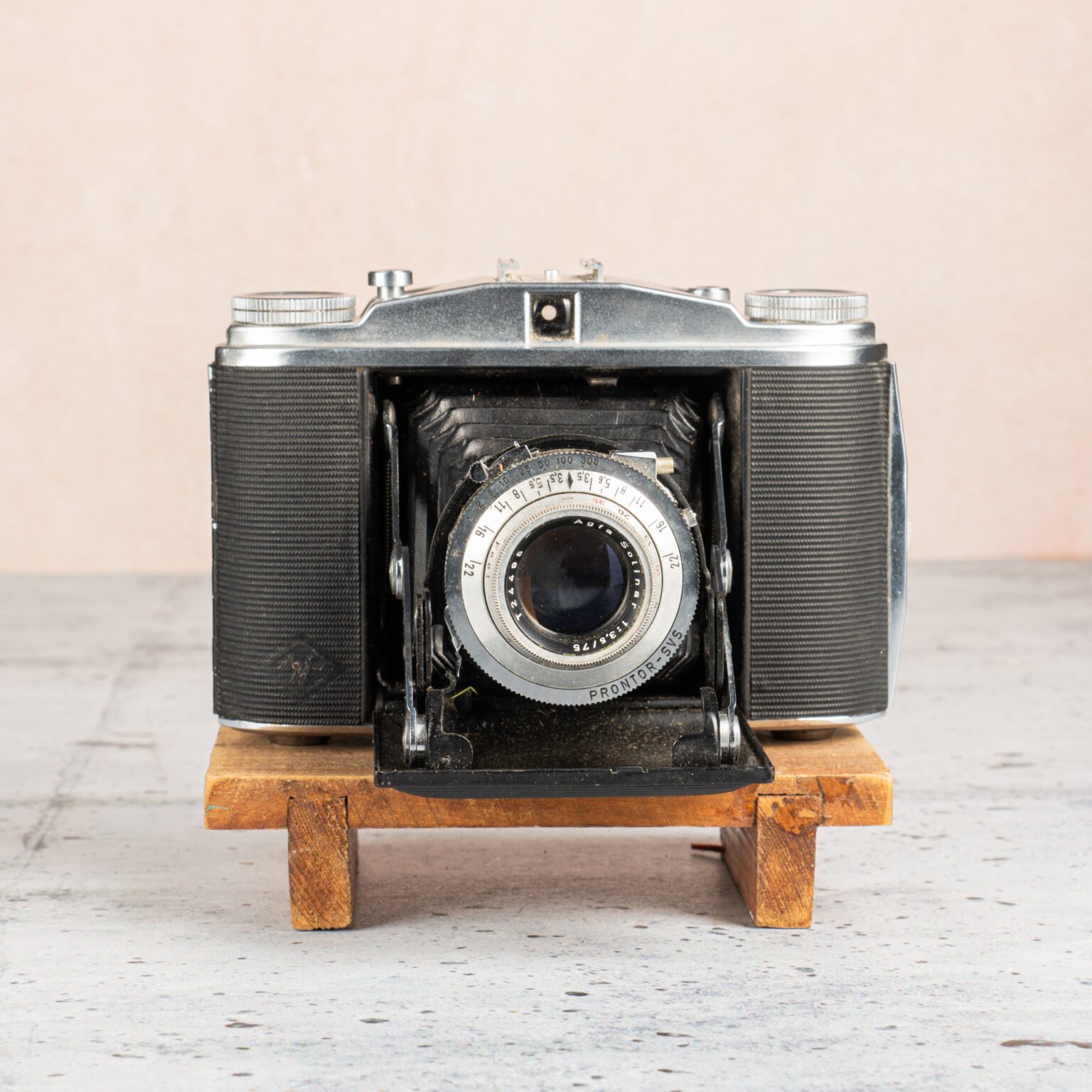 Vintage & Antique Cameras for sale India - VintageCameras.in