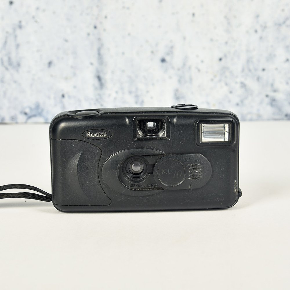 kodab kb 100 35mm camera (2)