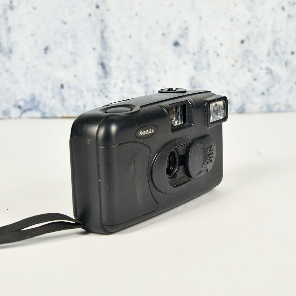 kodab kb 100 35mm camera (3)
