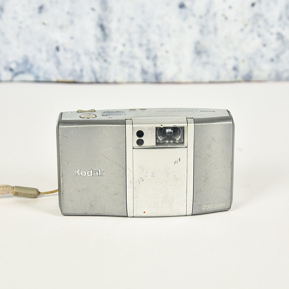 kodak 230 zoom vintage camera (2)