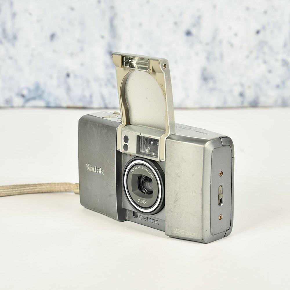 kodak 230 zoom vintage camera (5)