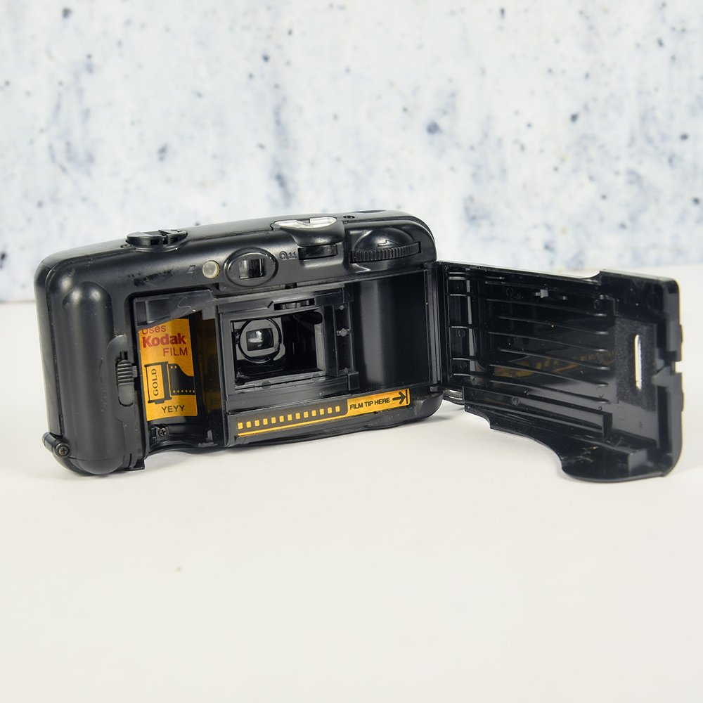 kodak kb 100 35mm film camera (1)