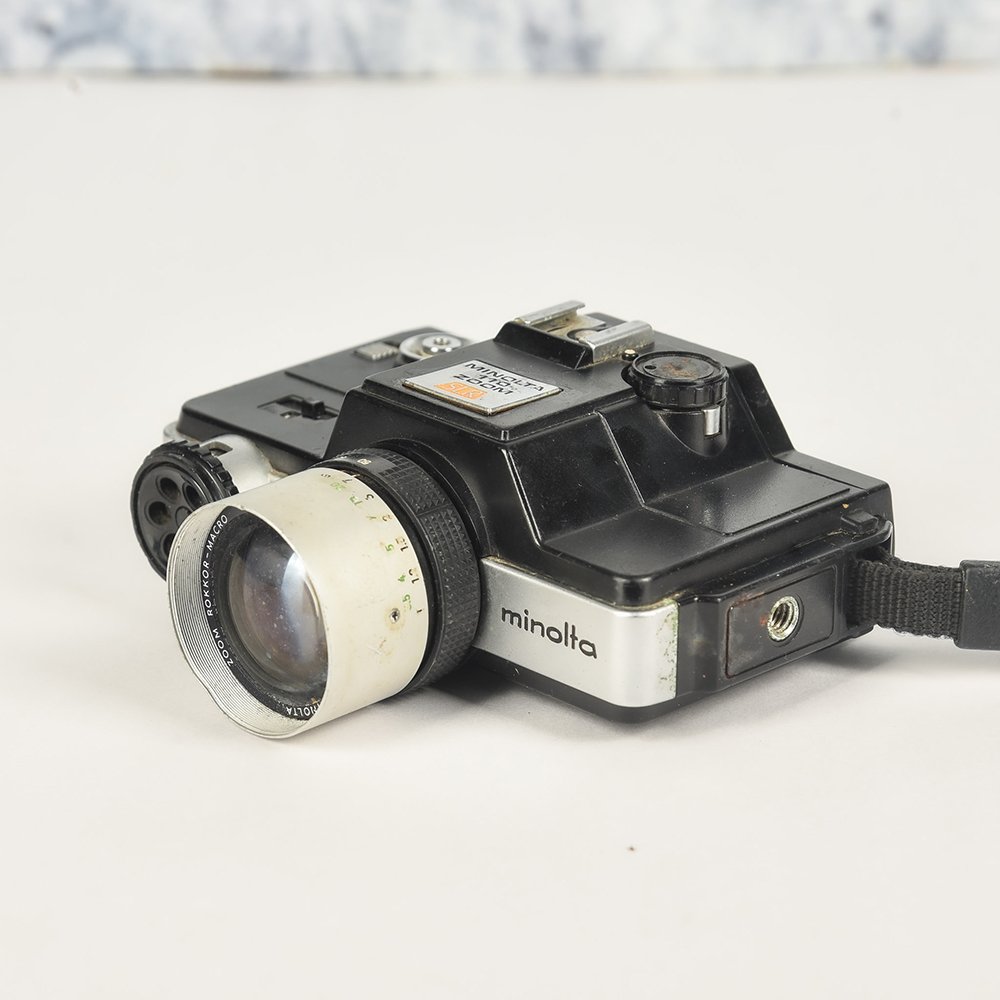 minolta 110 zoom slr (5)