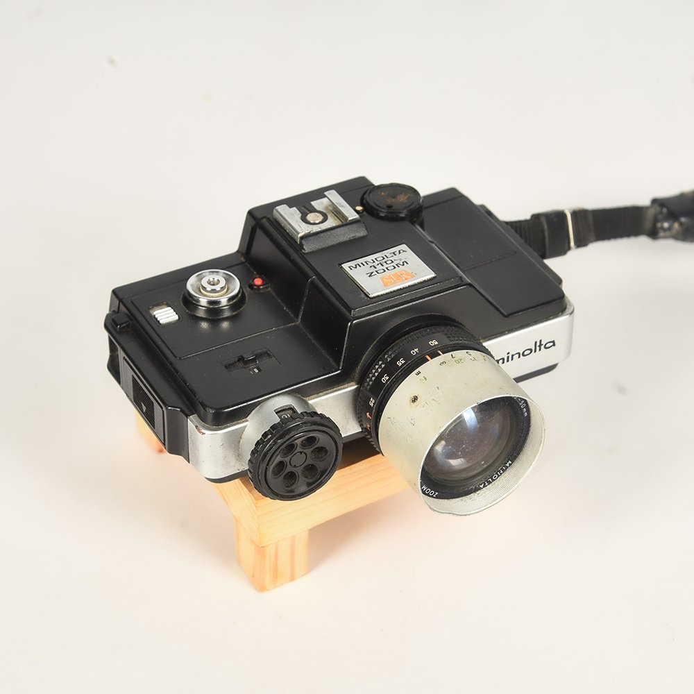 minolta 110 zoom slr (9)