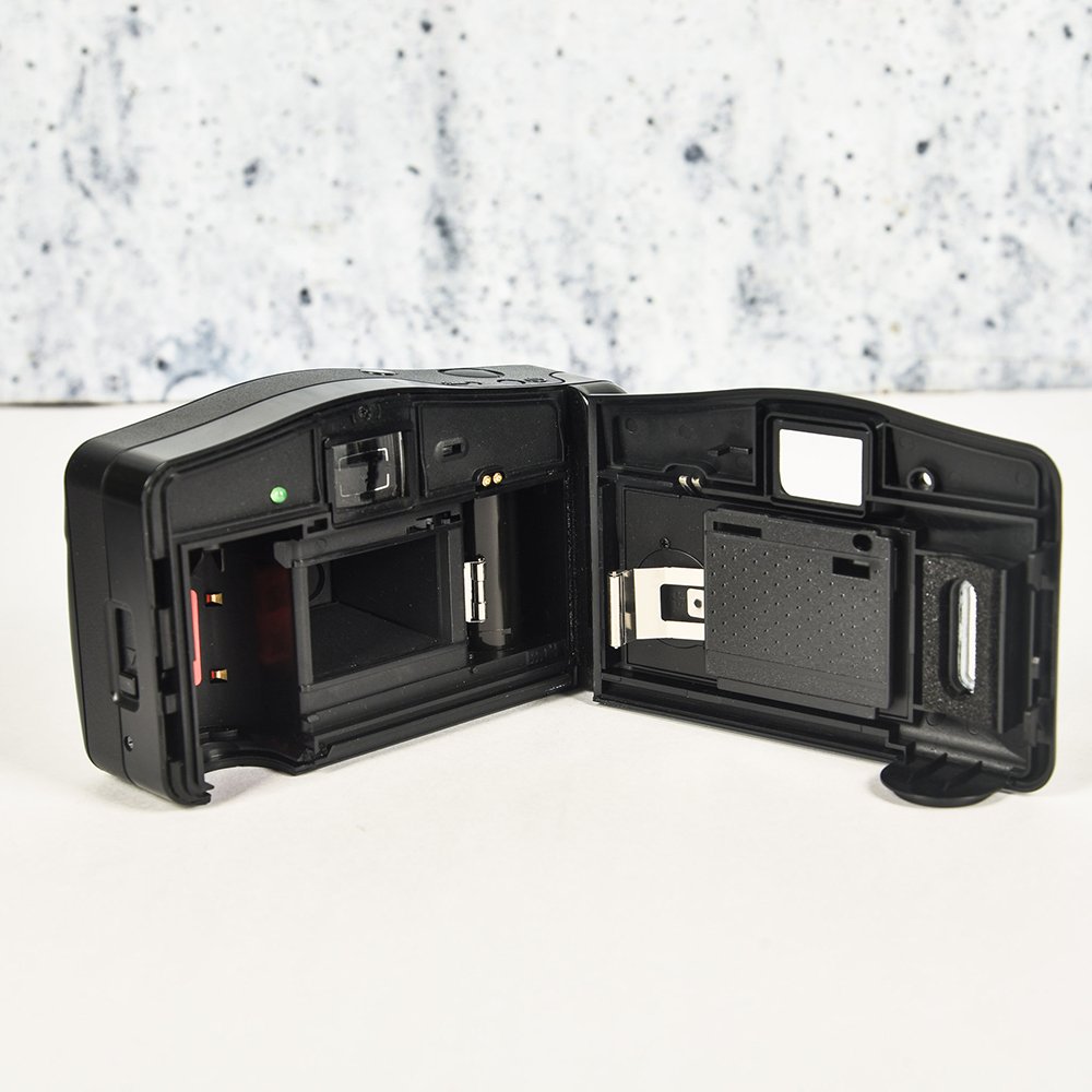 nikon bg 100 (1)