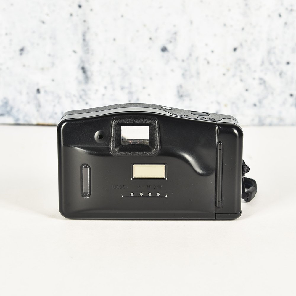 nikon bg 100 (5)