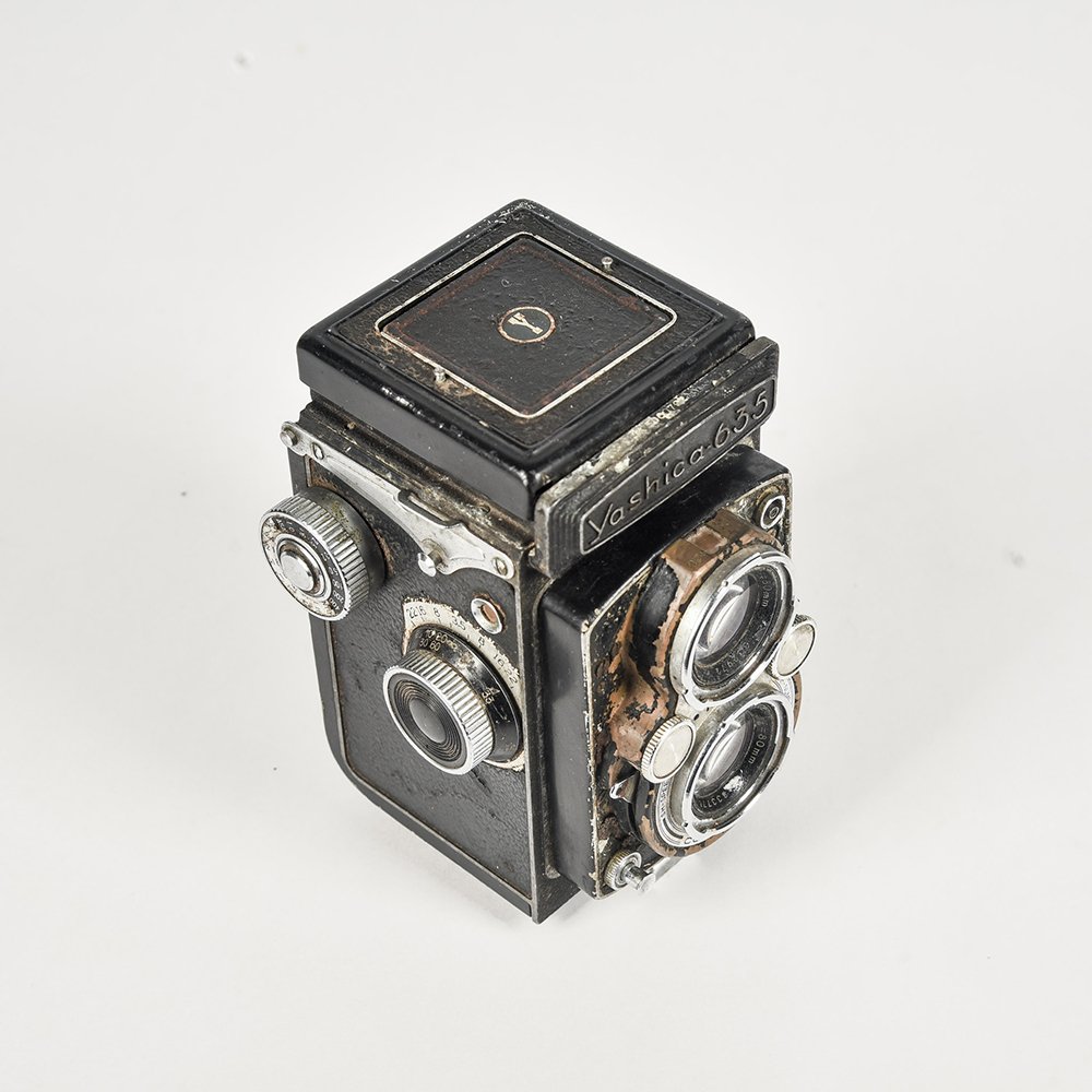 yashica 635 tlr vintage camera (6)