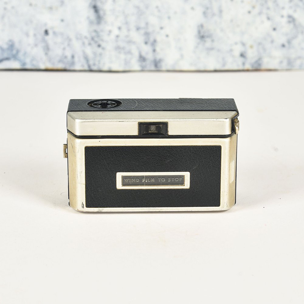Kodak Instamatic 104 (5)