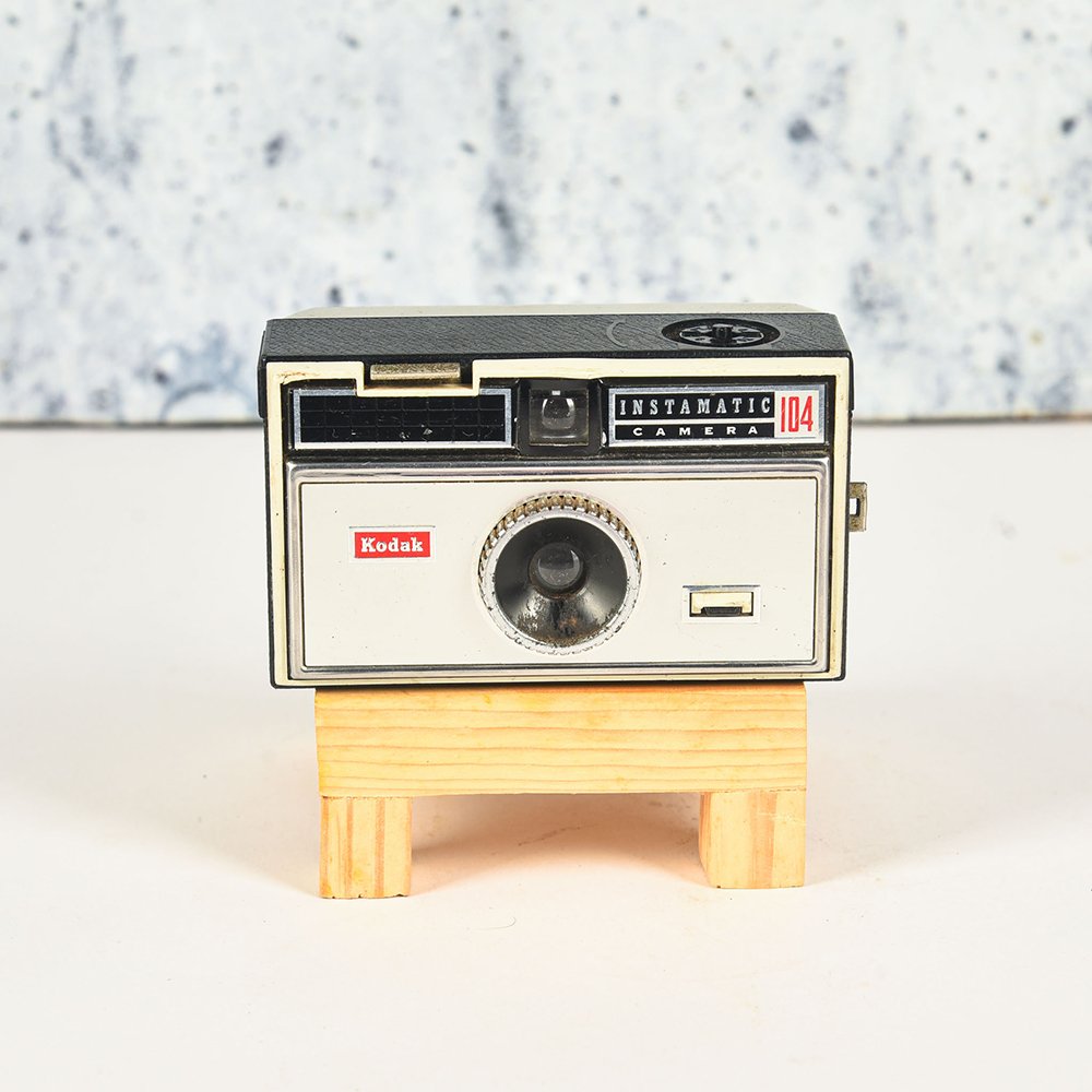 Kodak Instamatic 104 (9)