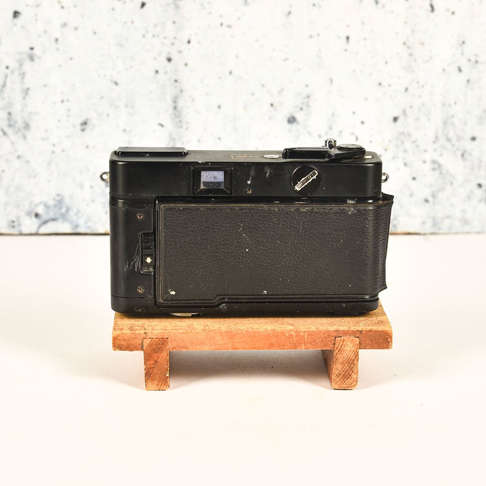 Yashica MF 35mm Vintage Camera (5)