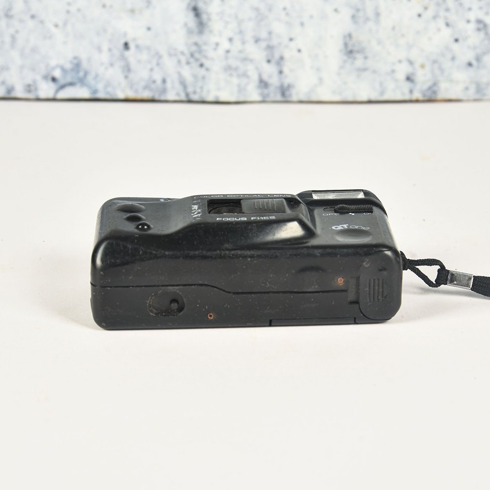 Yashica QT One Focus Free 35mm (3)