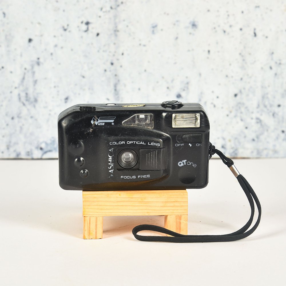 Yashica QT One Focus Free 35mm (8)