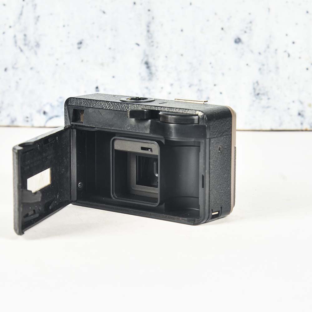 Kodak Instamatic 126mm Film Camera (1)