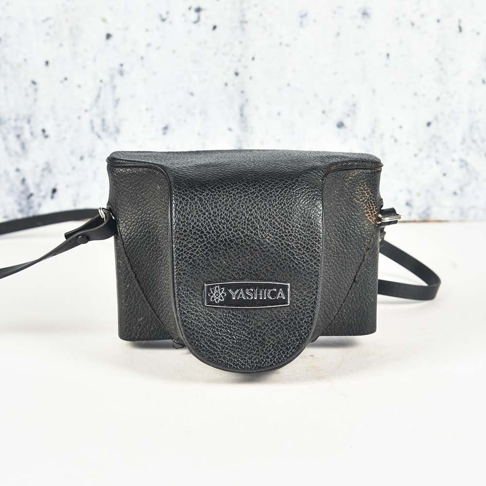 Yashica GTN 35mm Vintage Camera (2)